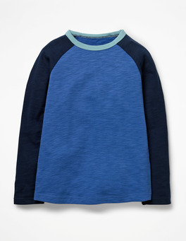 Raglan T-shirt