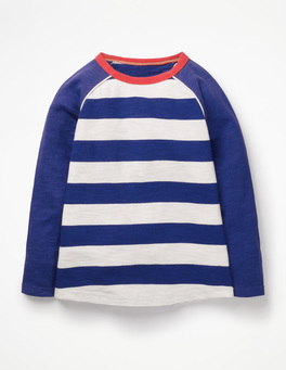 Raglan T-shirt