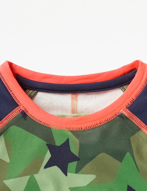 Long-Sleeved Active T-Shirt - Army Green Camo Star Long-Sleeved Active T-Shirt - Army Green Camo Star