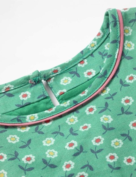 Longer Length Floaty Woven Top - Green Pepper Retro Daisies Longer Length Floaty Woven Top - Green Pepper Retro Daisies