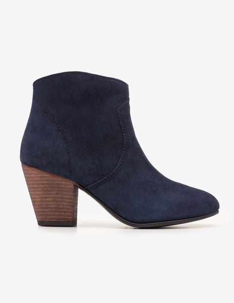 boden navy boots