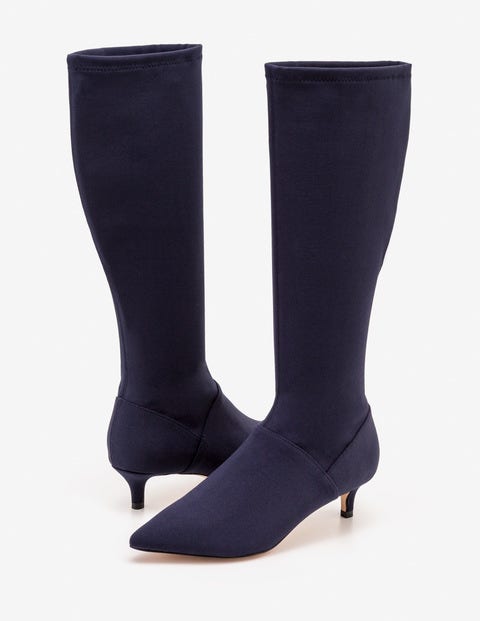 comfortable kitten heel boots