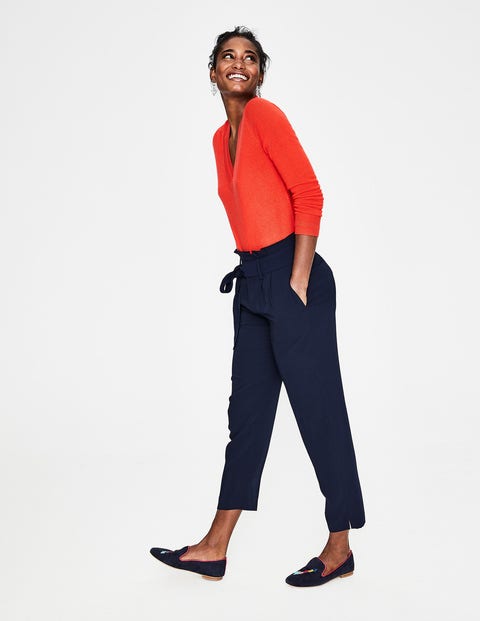Cashmere Relaxed V-Neck Jumper - Red Pop Cashmere Relaxed V-Neck Jumper - Red Pop