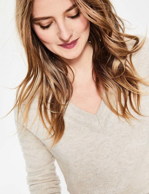 Cashmere Relaxed Vneck Sweater - Oatmeal Cashmere Relaxed Vneck Sweater - Oatmeal