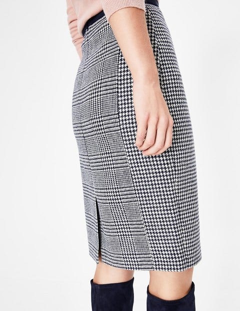 British Tweed Pencil Skirt - Navy and Ivory Prince of Wales British Tweed Pencil Skirt - Navy and Ivory Prince of Wales