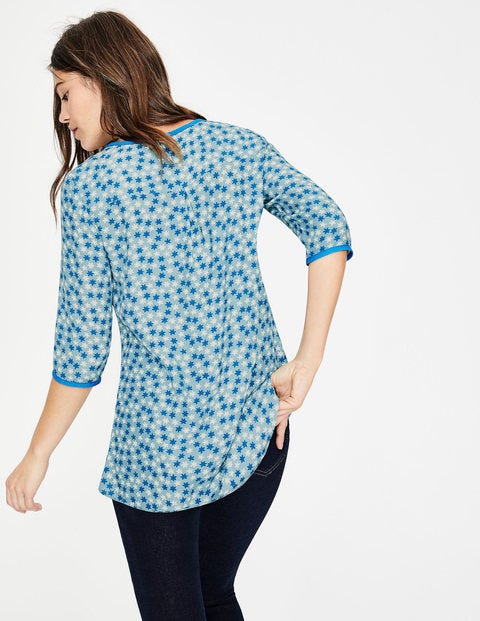 Hi-Lo Hem Top - Heritage Blue, Scattered Stars Hi-Lo Hem Top - Heritage Blue, Scattered Stars