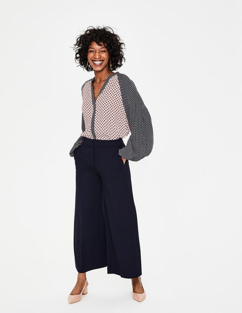 Harriet Bluse - Navy, Kleine Knospen Harriet Bluse - Navy, Kleine Knospen