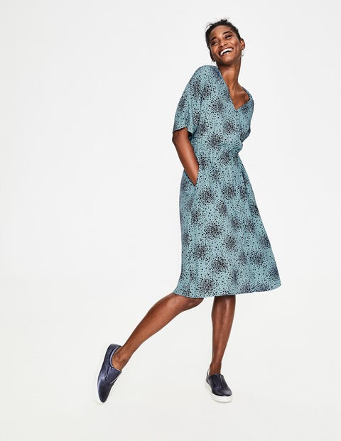 Truro Dress - Heritage Blue Flower Burst Truro Dress - Heritage Blue Flower Burst