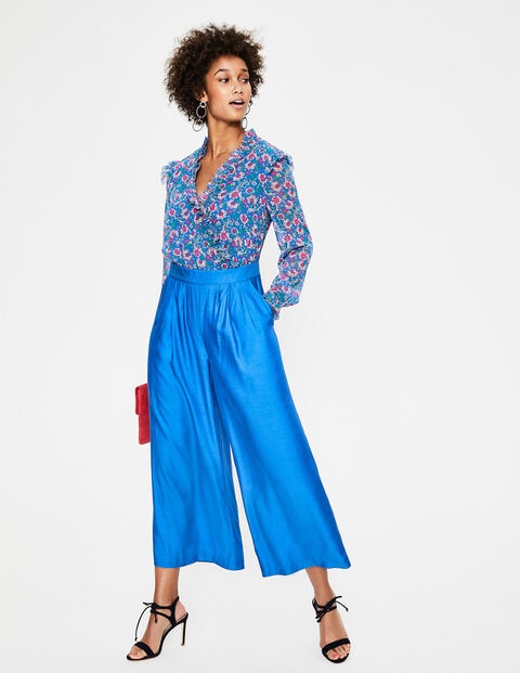 Gemusterter Overall Für Besondere Anlässe - Blau mit kleinen Blumen Gemusterter Overall Für Besondere Anlässe - Blau mit kleinen Blumen