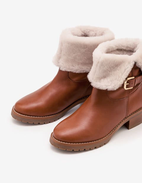 Cumbria Shearling Boots - Tan Cumbria Shearling Boots - Tan