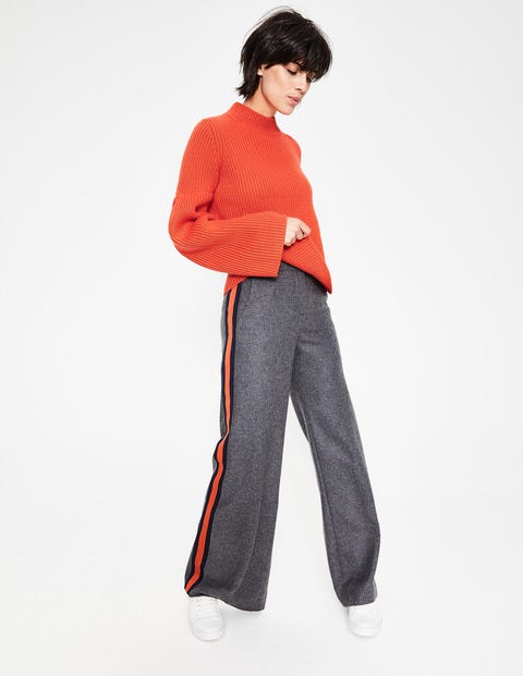 Leah Jumper - Gladioli Leah Jumper - Gladioli