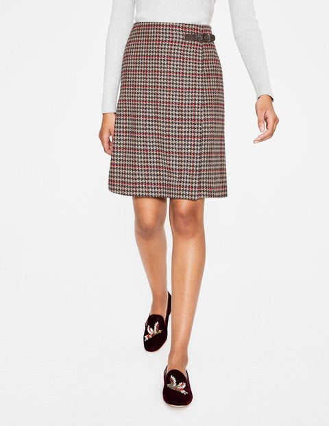 Faye Tweed Kilt - Fawn and Red Windowpane Faye Tweed Kilt - Fawn and Red Windowpane