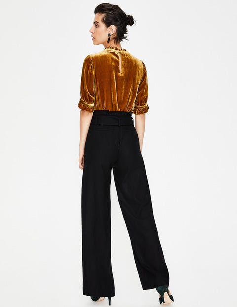 Rosemoor Paperbag Pants - Black Rosemoor Paperbag Pants - Black