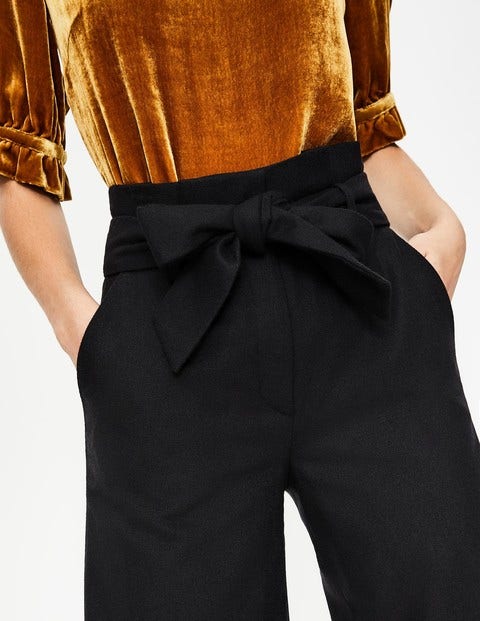 Rosemoor Paperbag Pants - Black Rosemoor Paperbag Pants - Black