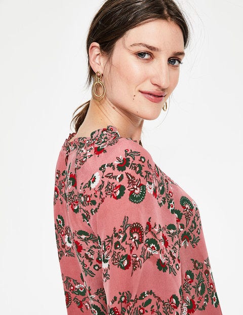 Sadie Seidenbluse - Pastellrot, Blumen/Streifen Sadie Seidenbluse - Pastellrot, Blumen/Streifen