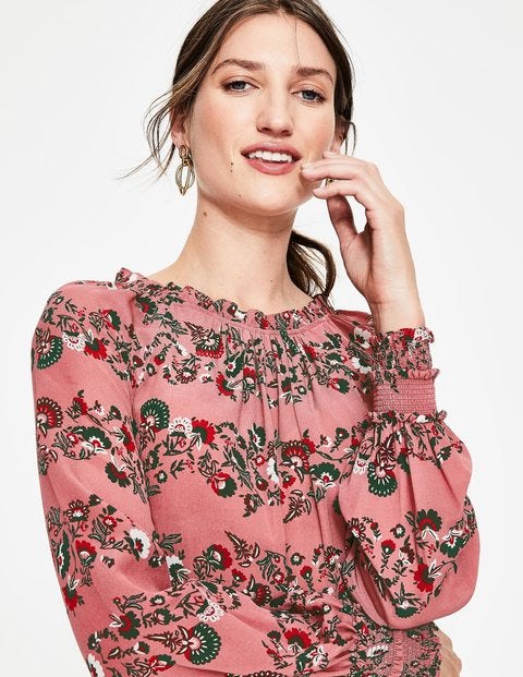 Sadie Seidenbluse - Pastellrot, Blumen/Streifen Sadie Seidenbluse - Pastellrot, Blumen/Streifen