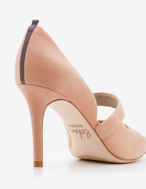 Adrianna Pumps - Cremerosa Adrianna Pumps - Cremerosa