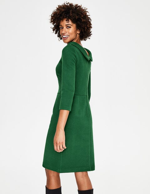 Estella Jacquard-Kleid - Amazonasgrün Estella Jacquard-Kleid - Amazonasgrün