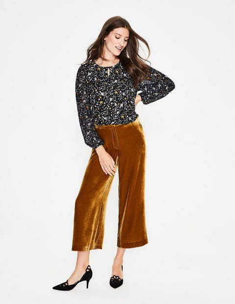 Violette Top - Black Mystic Woodland Violette Top - Black Mystic Woodland