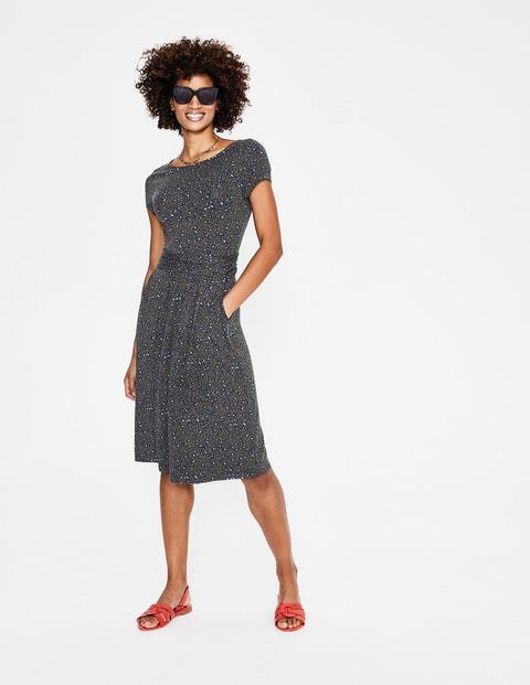 Amelie Jersey Dress - Classic Khaki Animal Amelie Jersey Dress - Classic Khaki Animal