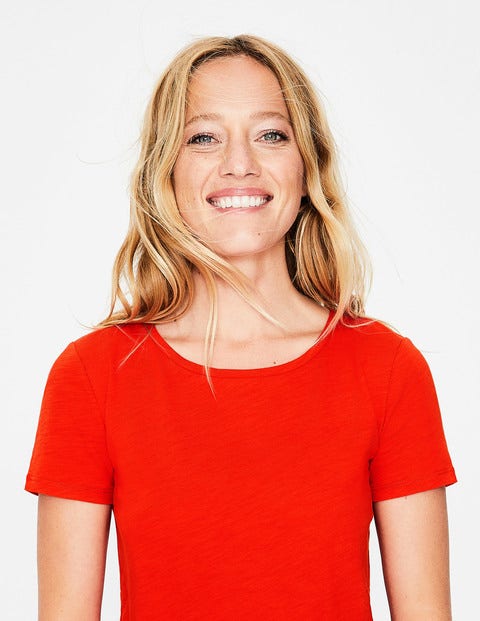 Das Baumwoll-T-Shirt Mit Rückendetail - Knalliges Rot Das Baumwoll-T-Shirt Mit Rückendetail - Knalliges Rot