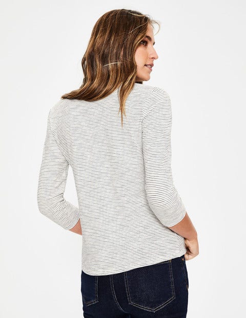 The Cotton Notch Tee - Ivory/Navy The Cotton Notch Tee - Ivory/Navy