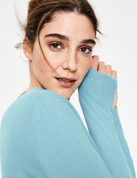 Cashmere Crew Neck Sweater - Heron Blue Cashmere Crew Neck Sweater - Heron Blue