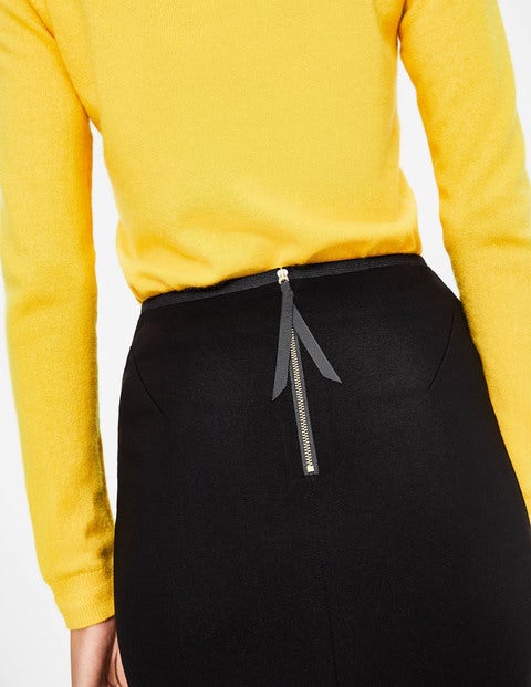 Hampshire Ponte Skirt - Black Hampshire Ponte Skirt - Black