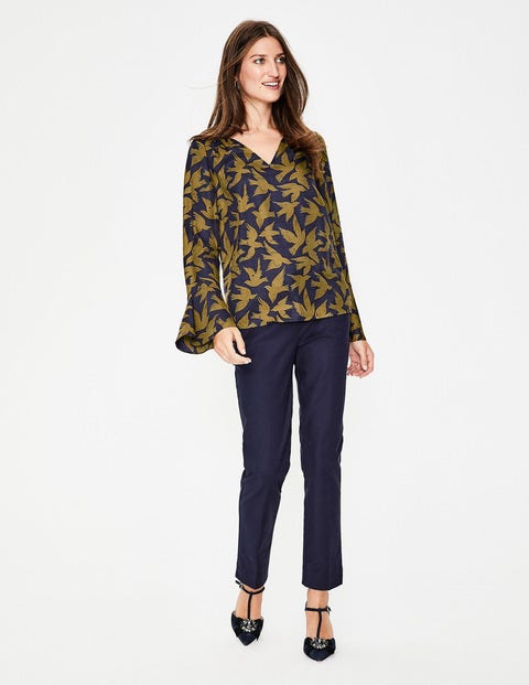 Lucie Top - Trumpet, Swooping Birds Lucie Top - Trumpet, Swooping Birds