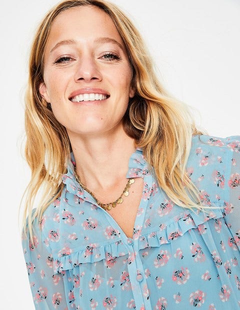 Anya Bluse - Fischreiherblau, Blumen Anya Bluse - Fischreiherblau, Blumen