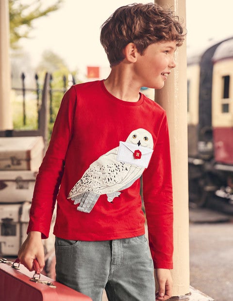 Hedwig Appliqué T-Shirt - Rockabilly Red Hedwig Appliqué T-Shirt - Rockabilly Red