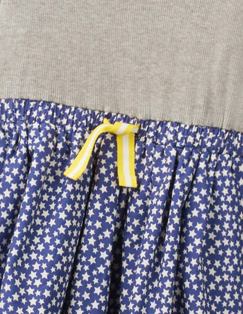Kleid Mit Auffälligem Muster - Segelblau, Sterne Kleid Mit Auffälligem Muster - Segelblau, Sterne