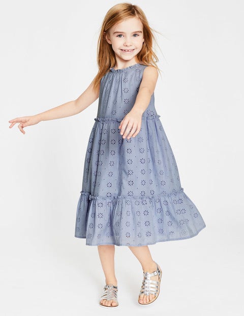 Gestuftes Midikleid Mit Stickerei - Glockenblumenblau Gestuftes Midikleid Mit Stickerei - Glockenblumenblau