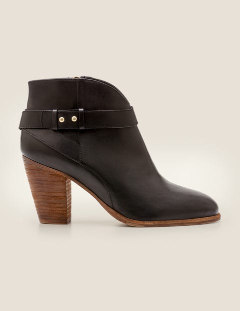 ankle boots boden