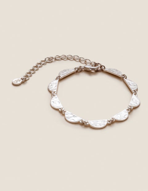 Scallop Bracelet - Silver Metallic Scallop Bracelet - Silver Metallic