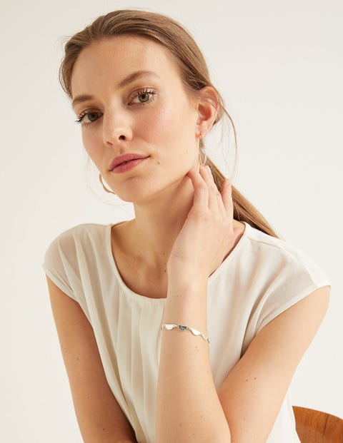 Scallop Bracelet - Silver Metallic Scallop Bracelet - Silver Metallic