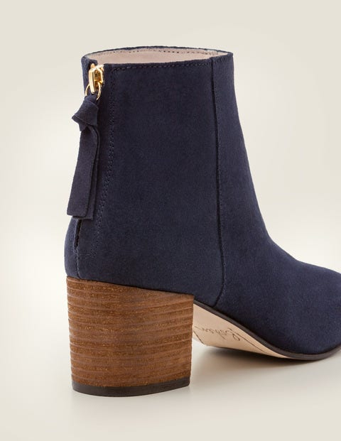 boden navy boots