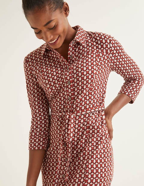 Tara Hemdblusenkleid Aus Jersey - Kastanienbraun, Geometrisches Blütenmuster Tara Hemdblusenkleid Aus Jersey - Kastanienbraun, Geometrisches Blütenmuster