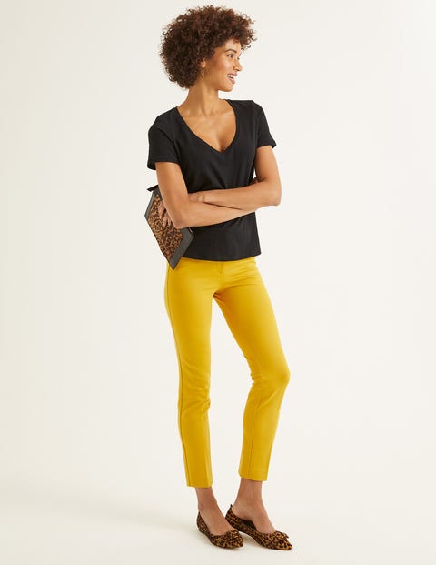 The Cotton V-Neck Tee - Black The Cotton V-Neck Tee - Black