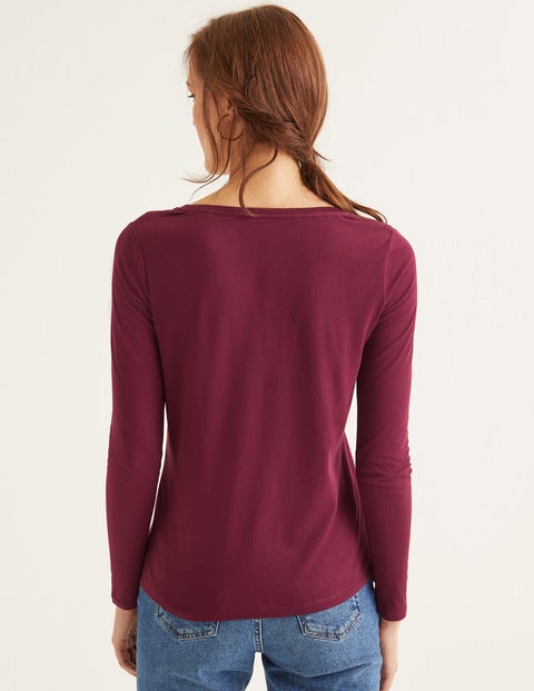 Supersoft V-Neck Tee - Ruby Ring Supersoft V-Neck Tee - Ruby Ring