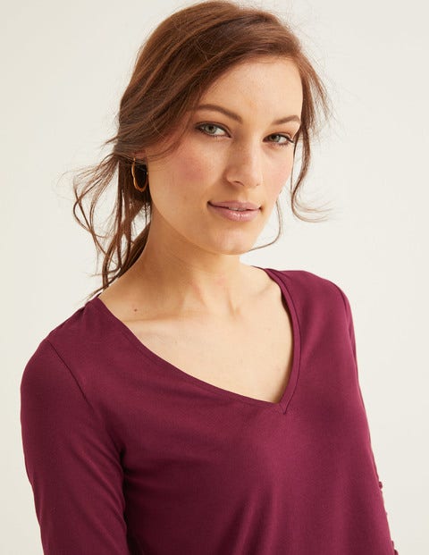 Supersoft V-Neck Tee - Ruby Ring Supersoft V-Neck Tee - Ruby Ring