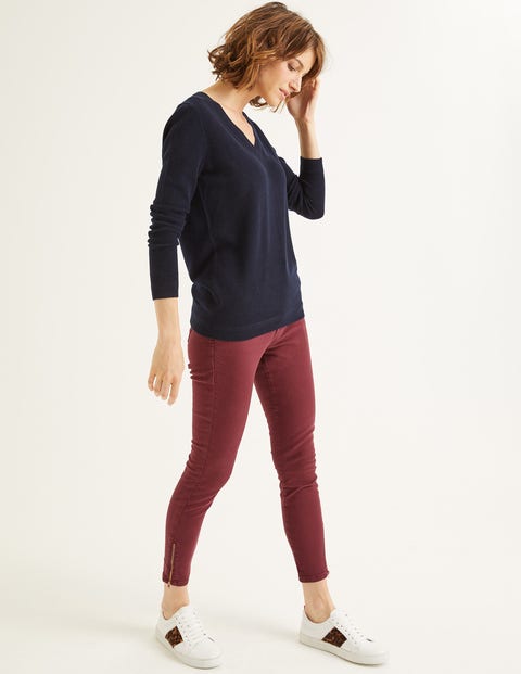 Lässiger Kaschmirpullover mit V-Ausschnitt - Navy Lässiger Kaschmirpullover mit V-Ausschnitt - Navy