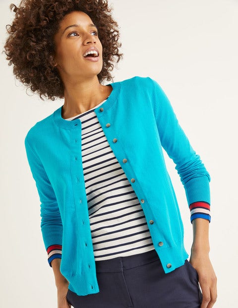 Amelia Cardigan Mit Rundhalsausschnitt - Lagunenblau Amelia Cardigan Mit Rundhalsausschnitt - Lagunenblau