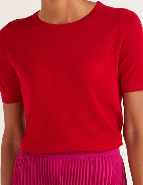 Merino Tee - Winterberry Merino Tee - Winterberry