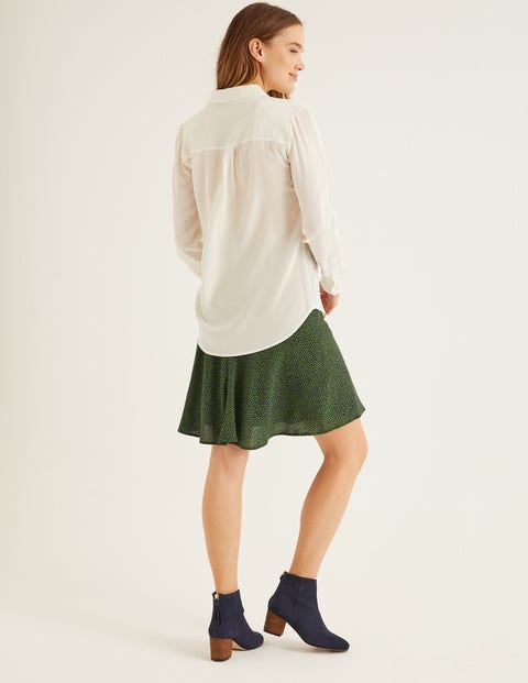 The Silk Shirt - Ivory The Silk Shirt - Ivory