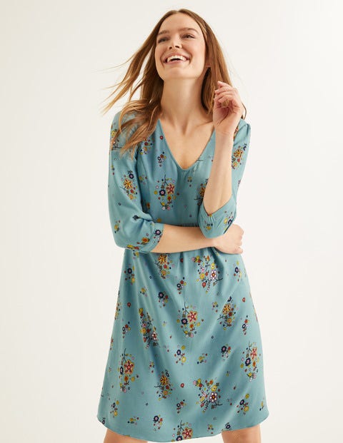Eliza Kleid - Mittelblau, Blumenmuster Eliza Kleid - Mittelblau, Blumenmuster