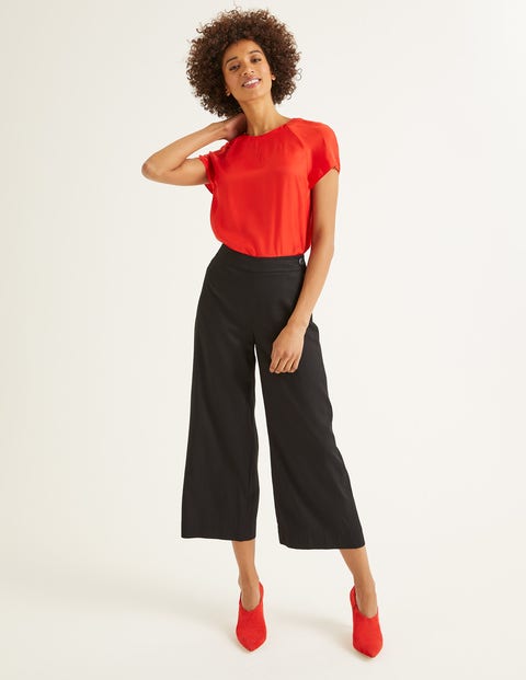 Daria Top - Post Box Red Daria Top - Post Box Red