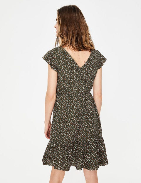 Robe Cynthia - Motif Cherry Picking kaki Robe Cynthia - Motif Cherry Picking kaki