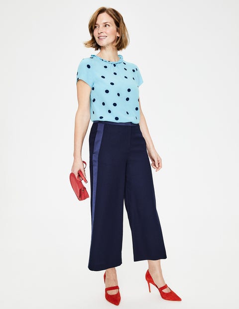 Amanda Top - Heron Blue Scattered Spot Amanda Top - Heron Blue Scattered Spot