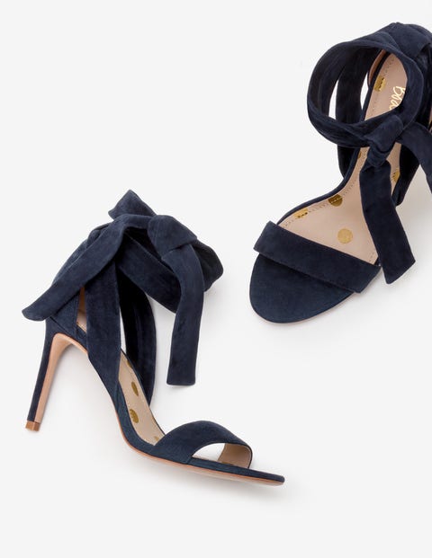 Primrose Pumps - Navy Primrose Pumps - Navy